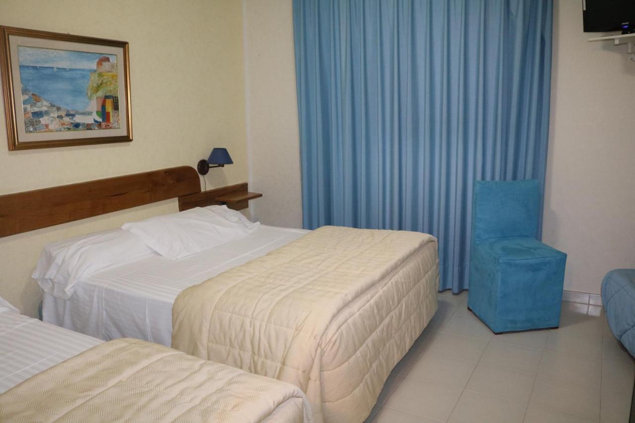 Hotel Marinella Pizzo  Buitenkant foto